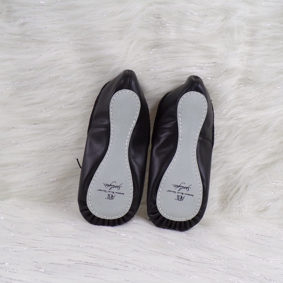 Girls Black Ballet Dance Flat Shoes - Picture 4 of 6